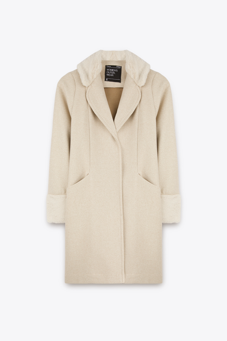 Manteau avec col en fourrure top