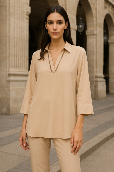 BLOUSE À DÉTAILS AJOURÉS