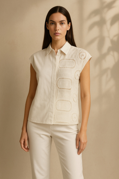 CHEMISE À DÉTAILS AJOURÉS