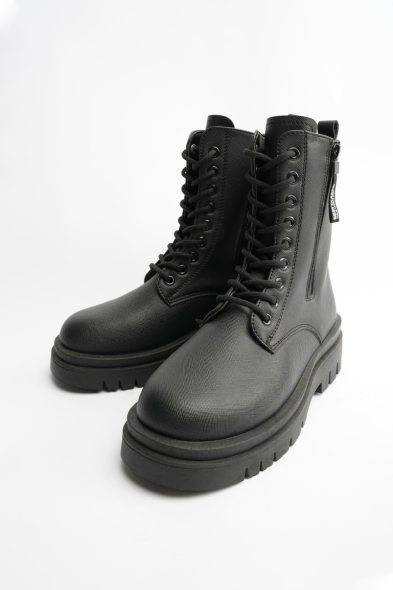 Bottines Noires Montantes à Lacets