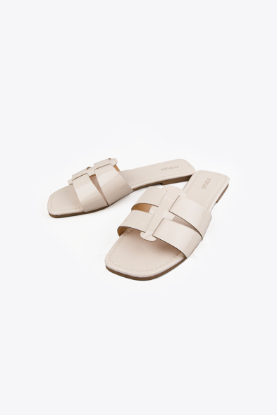 SANDALES À BRIDE CROISÉE