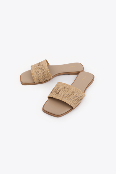 SANDALES PLATES EN RAPHIA