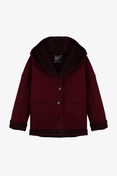 GILET À CAPUCHE 