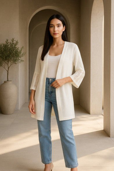 KIMONO À DÉTAILS AJOURÉS