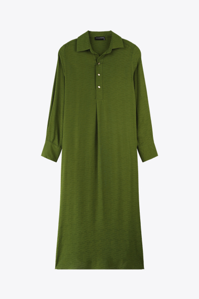 ROBE LONGUE À BOUTONS