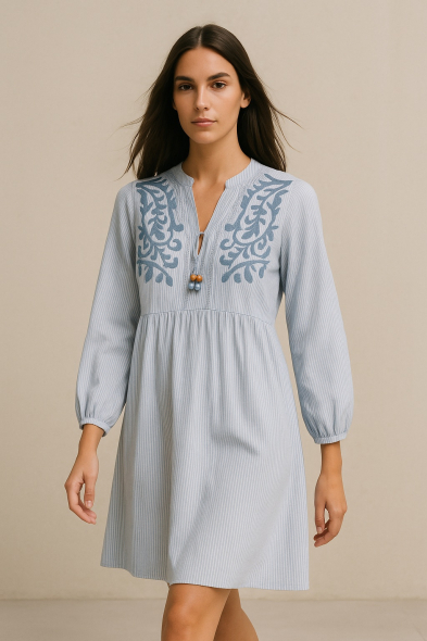 ROBE COURTE À RAYURES