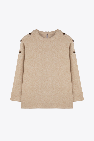 TOP EN MAILLE AVEC BOUTONS