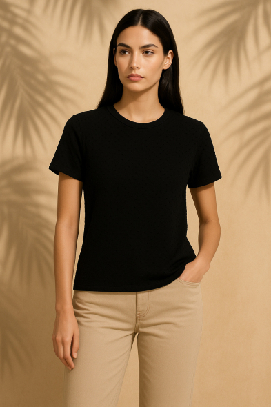 T-SHIRT À COL EN TULLE