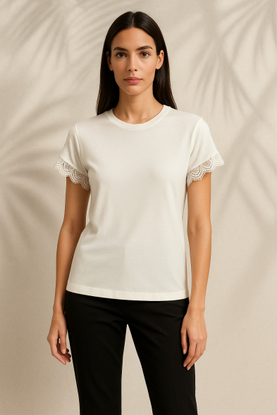 T-SHIRT À DENTELLE