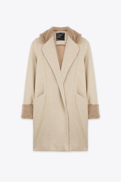 MANTEAU AVEC FOURRURE