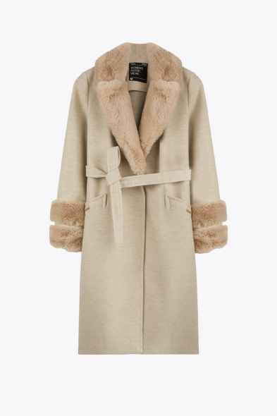 MANTEAU À REVERS