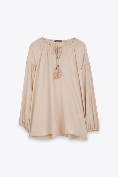 BLOUSE A DECOUPES