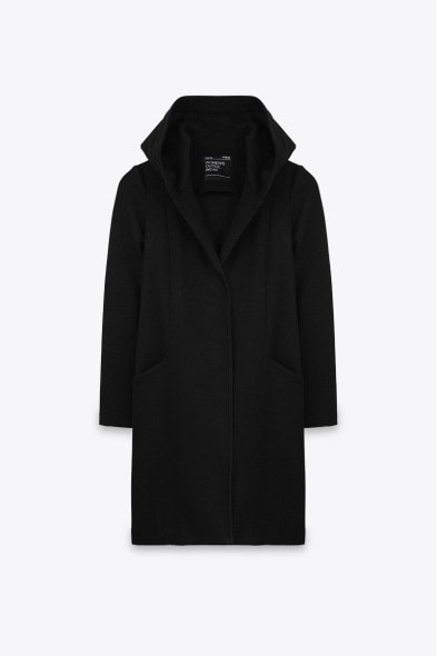 MANTEAU DOUX À CAPAUCHE