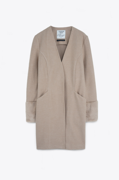 Manteau doux détails fourrure