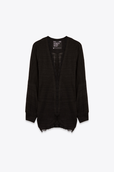 GILET AVEC DENTELLE