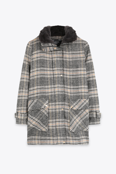MANTEAU À FOURRURE