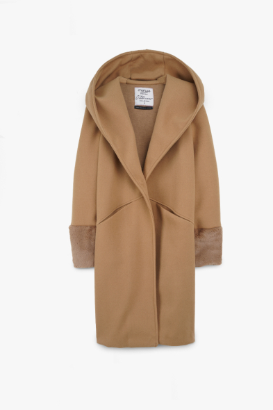 MANTEAU DOUX AVEC FOURRURE