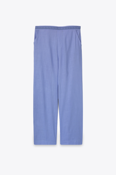 PANTALON AVEC DENTELLE