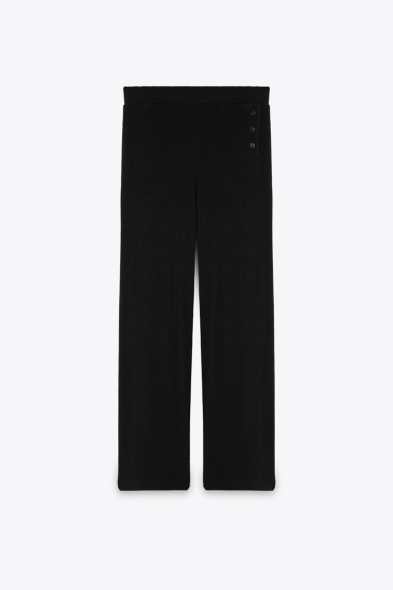 PANTALON EN MAILEL À BOUTONS