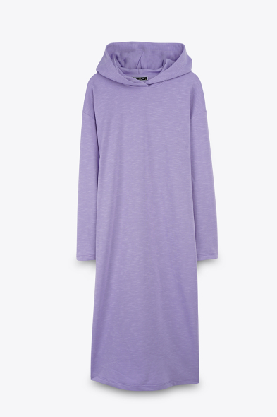 ROBE LONGUE À CAPUCHE