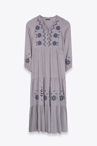 ROBE RAYÉE AVEC BRODERIE