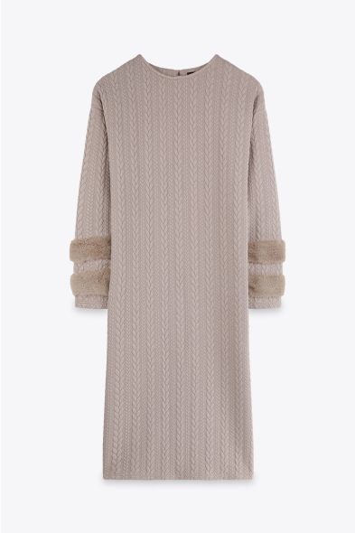 ROBE LONGUE À FOURRURE