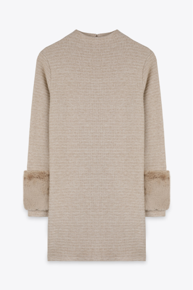 ROBE COURTE À FOURRURE