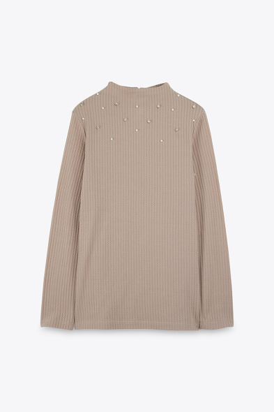 TOP AVEC PERLES