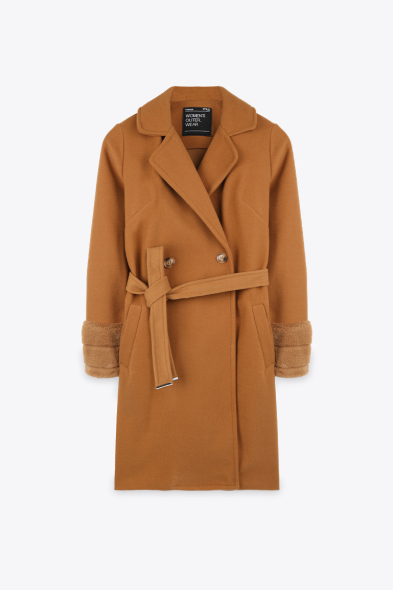 MANTEAU DOUX Ä FOURRURE