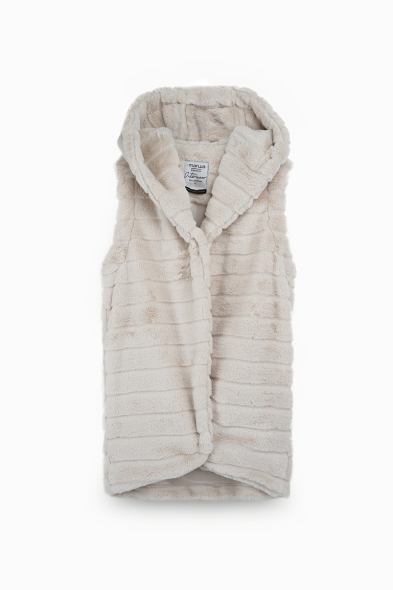 Manteau en fourrure sans manche